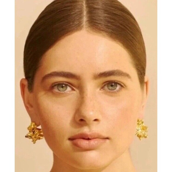 Amber Sceats Reese Earrings 24k Gold Plated Nugget New Retail $229 - Picture 6 of 6